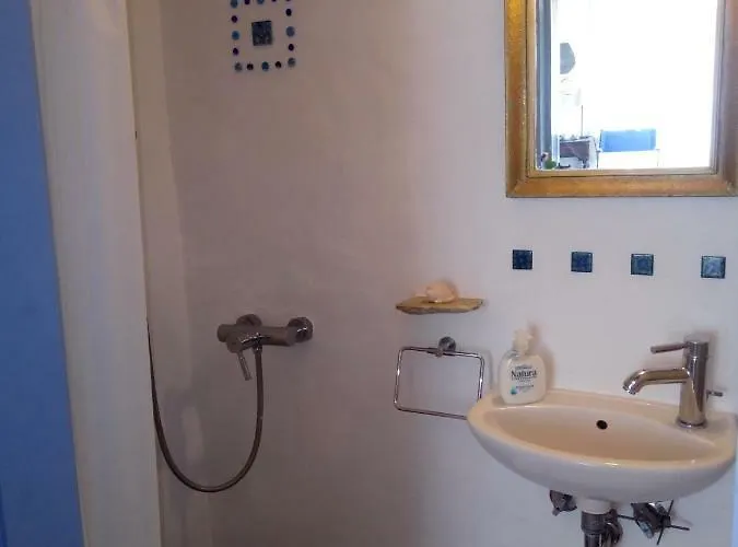 Traditional Stone House With Breathtaking View Vakantiehuis Serifos Town